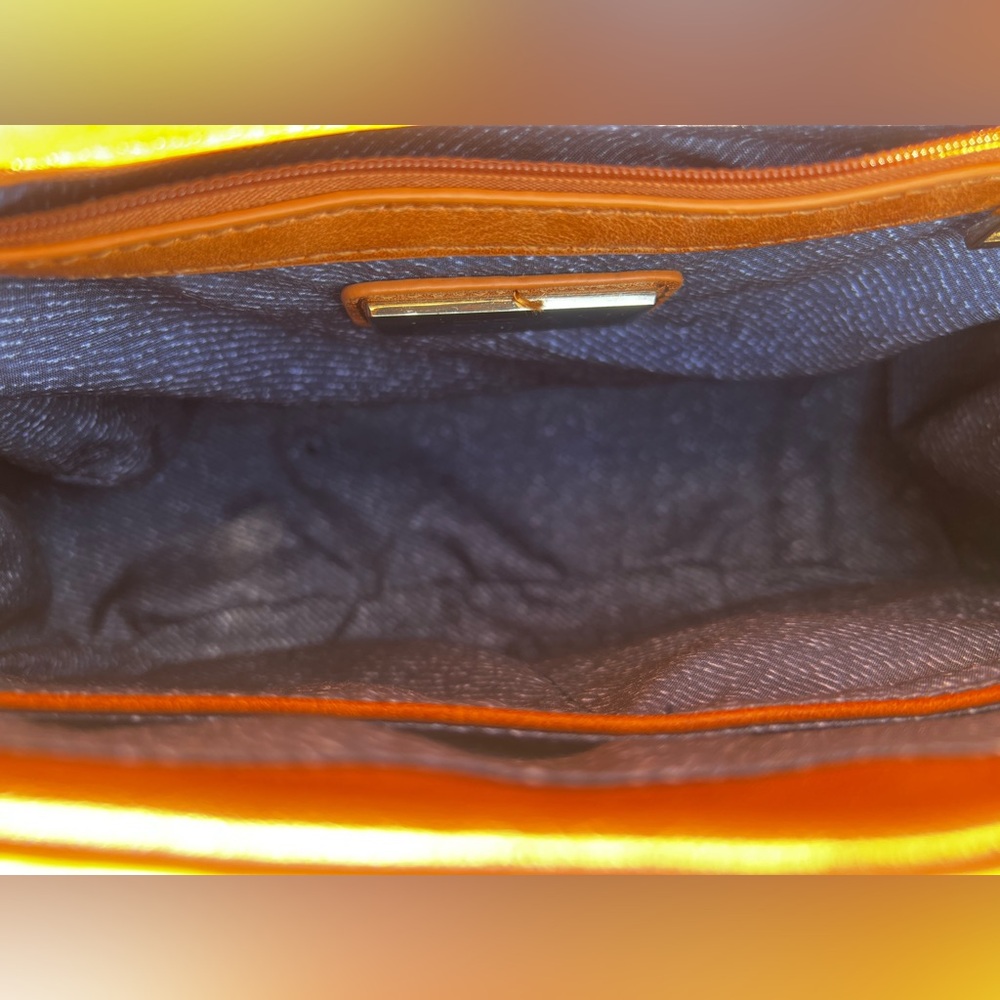 Urban Expressions Tan Vegan Shoulder Bag NWOT - Picture 9 of 9